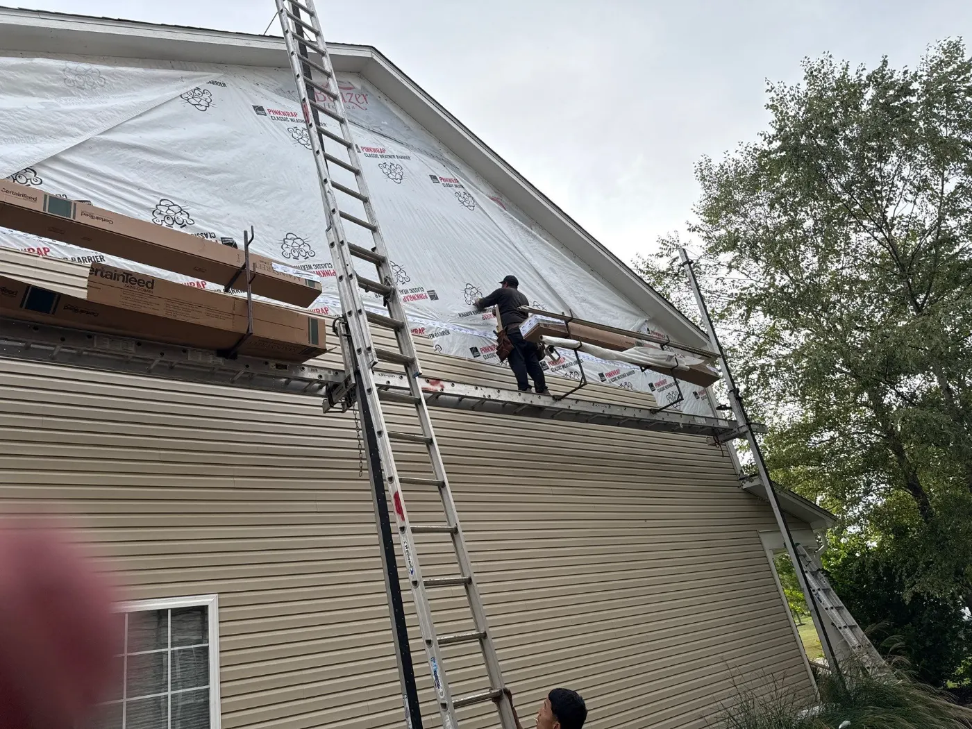Siding by Serenade Siding Company near North Crows Nest, IN